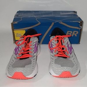 ✨Women’s Brooks Running Shoes✨